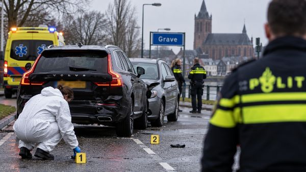 Man (39) neergestoken na botsing in Grave